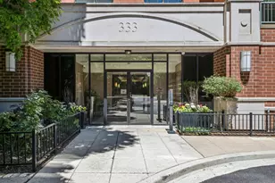 333 N Jefferson St, Chicago, IL 60661 - Photo 2