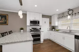 115 N Rose Ave, Addison, IL 60101 - Photo 4