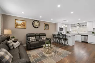 115 N Rose Ave, Addison, IL 60101 - Photo 6