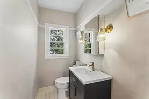 2724 Simpson St, Evanston, IL 60201 - Photo 16