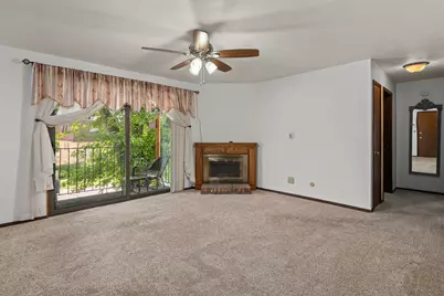 2501 26th Avenue Court #1-E, Rock Island, IL 61201 - Photo 4