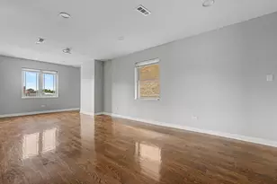 6540 S Maryland Ave, Chicago, IL 60637 - Photo 2