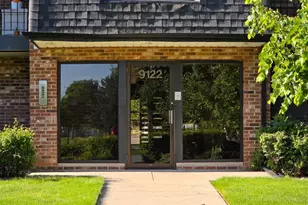 9122 W 140th St, Orland Park, IL 60462 - Photo 2