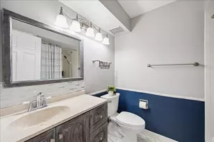 3851 Mission Hills Rd, Northbrook, IL 60062 - Photo 18