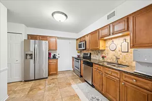 3851 Mission Hills Rd, Northbrook, IL 60062 - Photo 10