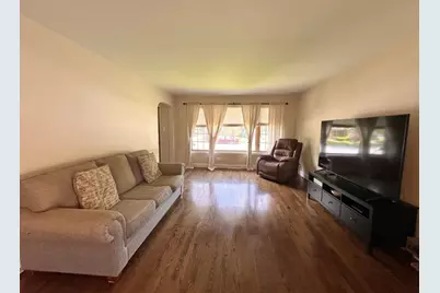 10021 Minnick Avenue, Oak Lawn, IL 60453 - Photo 6