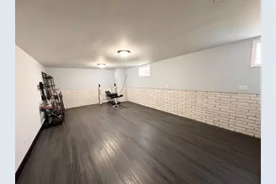 10021 Minnick Avenue, Oak Lawn, IL 60453 - Photo 22