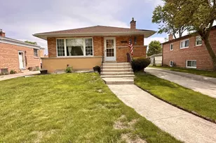 10021 Minnick Ave, Oak Lawn, IL 60453 - Photo 1
