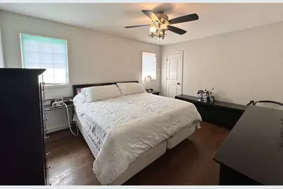 10021 Minnick Avenue, Oak Lawn, IL 60453 - Photo 16