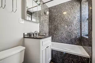 3573 W Lyndale St, Chicago, IL 60647 - Photo 12
