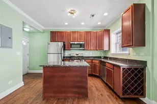 3573 W Lyndale St, Chicago, IL 60647 - Photo 2