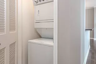225 N Columbus Dr, Chicago, IL 60601 - Photo 30