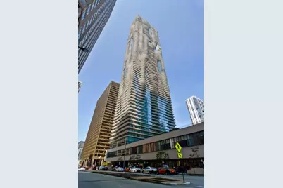 225 N Columbus Drive #5701, Chicago, IL 60601 - Photo 2