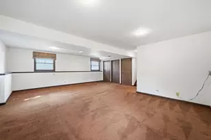 629 N Lakeview Dr, Round Lake, IL 60073 - Photo 14