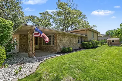 6351 W 124th Place, Palos Heights, IL 60463 - Photo 1