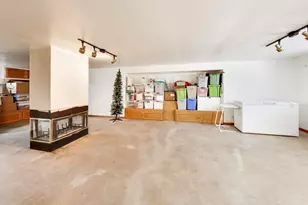 210 N 2nd Ave, Villa Park, IL 60181 - Photo 20