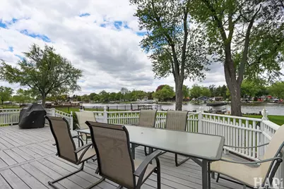 1611 N Woodlawn Park Avenue, McHenry, IL 60051 - Photo 8