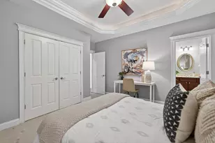 924 W Roscoe St, Chicago, IL 60657 - Photo 42