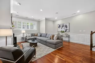 924 W Roscoe St, Chicago, IL 60657 - Photo 36
