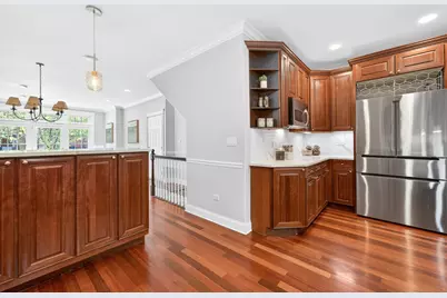 924 W Roscoe Street #1, Chicago, IL 60657 - Photo 16
