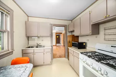 274 Kossuth Street, South Elgin, IL 60177 - Photo 10