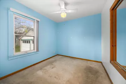 274 Kossuth Street, South Elgin, IL 60177 - Photo 8