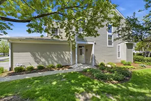 2940 White Thorn Cir, Naperville, IL 60564 - Photo 2