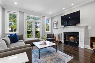 823 W Wolfram St, Chicago, IL 60657 - Photo 4