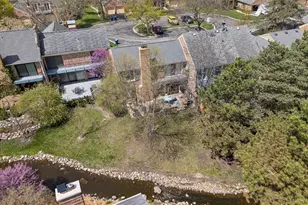 39 The Ct Of Cobblestone Ct, Northbrook, IL 60062 - Photo 38