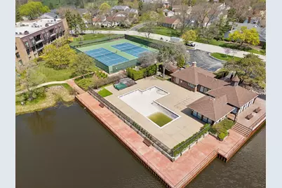 39 The Court Of Cobblestone Court, Northbrook, IL 60062 - Photo 44