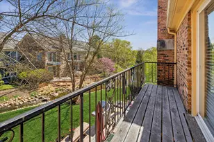39 The Ct Of Cobblestone Ct, Northbrook, IL 60062 - Photo 30