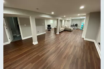 8136 S Luella Avenue, Chicago, IL 60617 - Photo 22