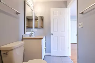 2869 Shelly Ln, Aurora, IL 60504 - Photo 24