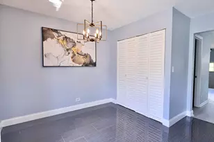 2869 Shelly Ln, Aurora, IL 60504 - Photo 14