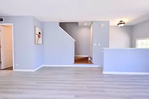 2869 Shelly Ln, Aurora, IL 60504 - Photo 4