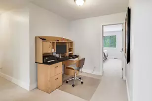 437 N Crooked Lake Ln, Lindenhurst, IL 60046 - Photo 18