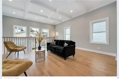 3107 N Oakley Avenue, Chicago, IL 60618 - Photo 14