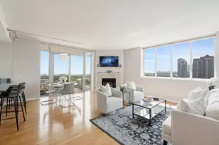 1515 S Prairie Ave, Chicago, IL 60605 - Photo 2