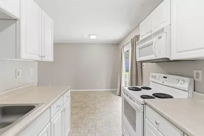 1303 W Prairie Street, Marion, IL 62959 - Photo 8