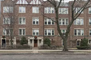 336 S Maple Ave, Oak Park, IL 60302 - Photo 1