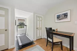346 Lagoon Dr, Northfield, IL 60093 - Photo 18