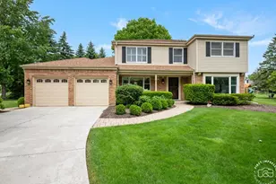 1426 Druid Hills Ct, Naperville, IL 60563 - Photo 2