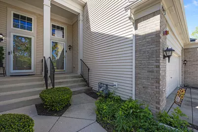 1513 Yellowstone Drive, Streamwood, IL 60107 - Photo 2