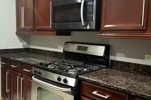 756 N Aspen Dr, Vernon Hills, IL 60061 - Photo 12