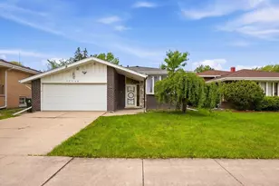 17142 Bernadine St, Lansing, IL 60438 - Photo 1