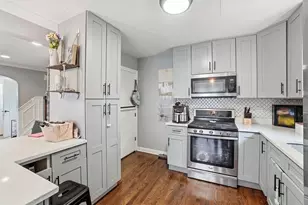 12243 Ann St, Blue Island, IL 60406 - Photo 6
