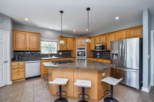 269 Prairieview Dr, Geneva, IL 60134 - Photo 10