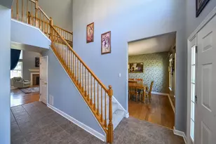 269 Prairieview Dr, Geneva, IL 60134 - Photo 4
