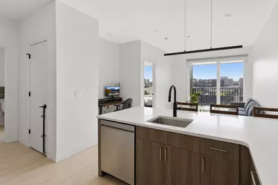 948 W Sunnyside Avenue #509, Chicago, IL 60640 - Photo 4