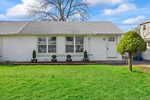 4059 W 90th St, Hometown, IL 60456 - Photo 2